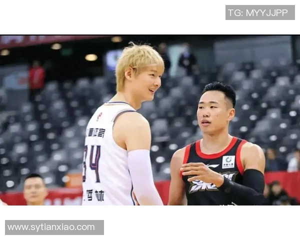 深圳篮球队在城市联赛中的状态分析与表现评估 深圳篮球队在城市联赛中的状态分析与表现评估